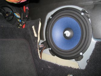 BMW Z4 35i - Einbau Musikanlage (3).jpeg