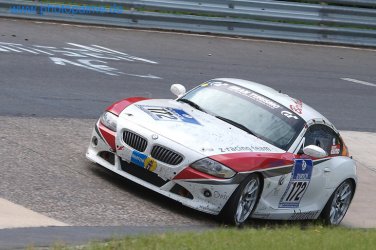 z4roadstercom3web.jpg