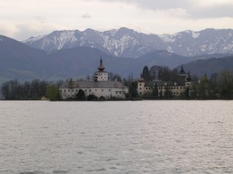 Schloss Orth.jpg