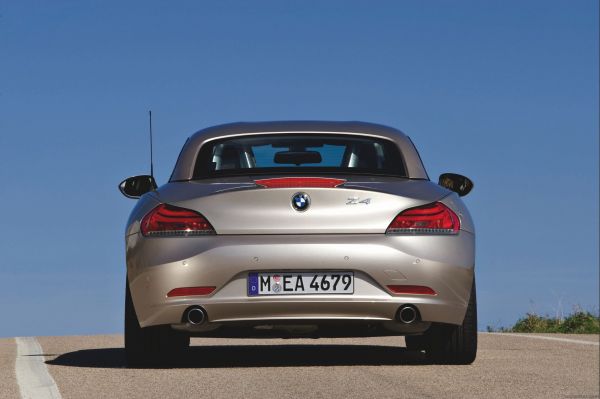 BMW_Z4_06.jpg