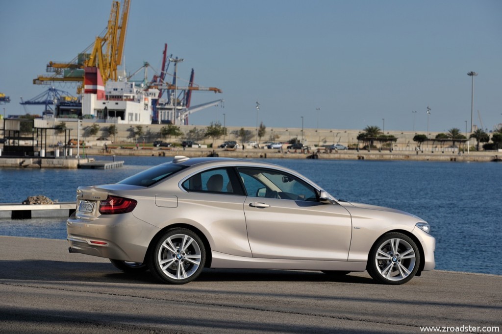 BMW_2er_Coupe_Modern_Line_01