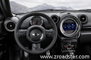 MINI_Paceman_2014_35