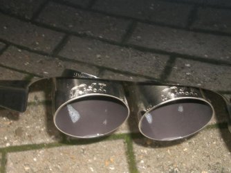 Wiesmann Auspuff.jpg