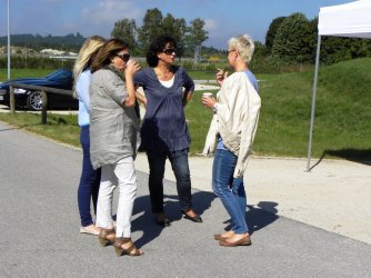 Fesche Frauen 02.jpg