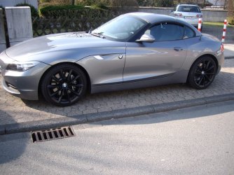 z4 spacegrau 010.JPG z4 spacegrau 010.JPG