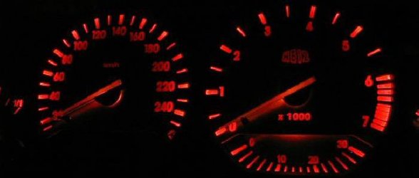 beleuchted HEIZ Tacho.jpg