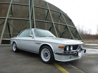 BMW_3.0_CSI_(E9)_Elegant_und_schnell_3.jpg