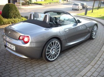 z4 3.0l e 85 004.JPG