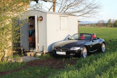 BMW Z4 ACHTUNG.JPG