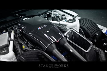 bmw-z4-gte-alms-v8.jpg