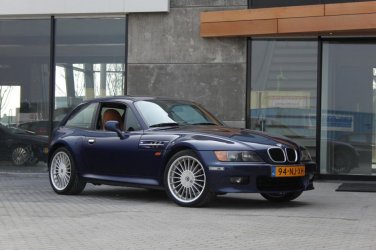 Z3_coupe_montrealblau_metallic_2.JPG