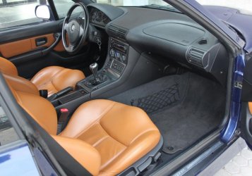 Z3_coupe_montrealblau_metallic_2.JPG