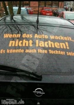 29947-nicht-lachen.jpg