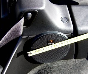 hinterer Lautsprecher re.jpg