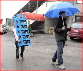 bierkistenstapeln.JPG