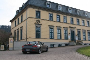 z4.jpg