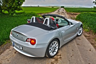 vonhinten-zroadster.jpg