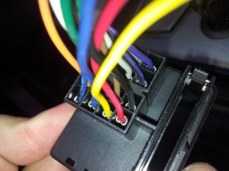 Verbindungsstecker BMW Radio zu XCarlink One 2.jpg