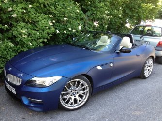 Zroadster.jpg