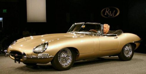Jaguar_E-Type_Cabriolet_1.jpg