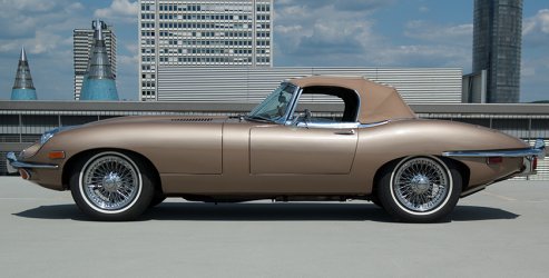 Jaguar_E-Type_Cabriolet_2.jpg