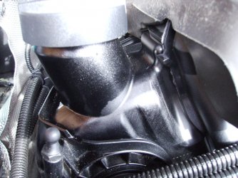 Undichter Öleinfülldeckel Z4 001.JPG