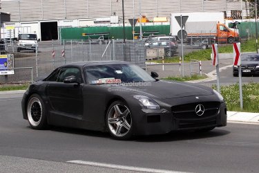 spyshots-2015-mercedes-slc-amg_9.jpg