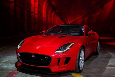 Jaguar_F_TYPE_Coupe__LA_6.jpg