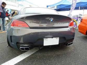 12_z4_widebody2.jpg