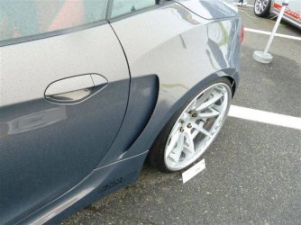 13_z4_widebody3.jpg