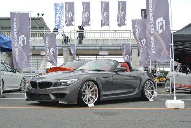 16_z4_widebody6.jpg