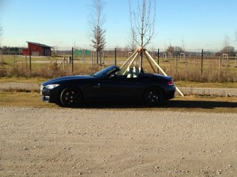 z4_sDrive_30i_winter_03.jpg