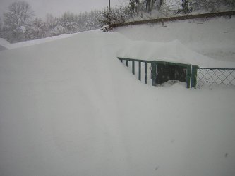 Schnee vorm Schlafz.10.06.06.jpg