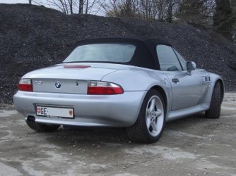 Zetti_neu_geschlossen_small (6).jpg