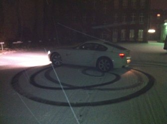 BMW-Winter-l.jpg