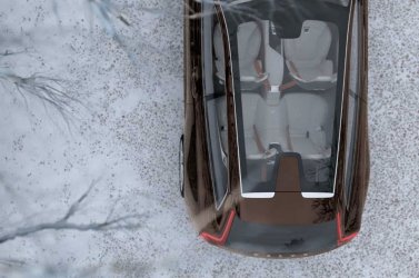 Volvo_Concept_Estate_top_view.jpg
