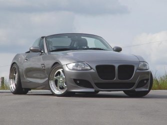 Front-Z4-NL-Look2.jpg