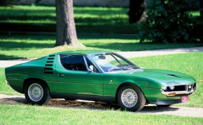 Alfa-romeo-montreal-.jpg