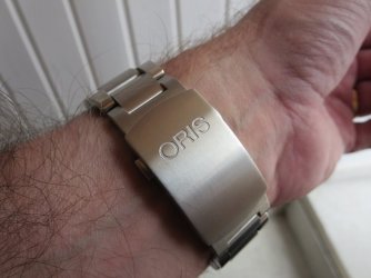 Oris Aquis Date 0042.jpg