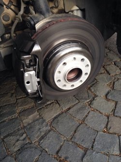 Foto Bremse Lackiert 02.JPG