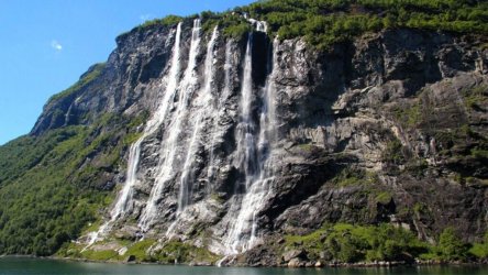 ImageUploadedByzroadster.com1410038956.327318.jpg ImageUploadedByzroadster.com1410038956.327318.jpg