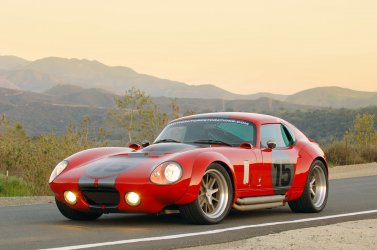 shelby-cobra-daytona-01.jpg