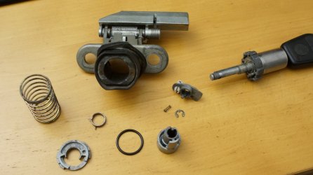 Z3 Coupe Heckklappen Schloss (1).jpg