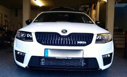 Octavia RS-Front.jpg