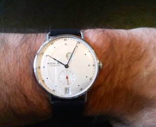 Nomos Metro.jpg