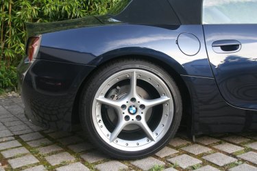z4_Small2.jpg