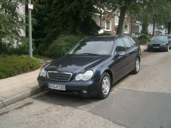 C 220 T CDI von vorne.jpg