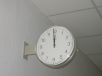 Kurz vor 12 Uhr.JPG