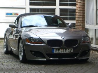 z4_front_paint_small.jpg