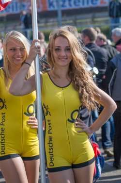 wpid-grid-girls-dtm-zandvoort-2013-341.jpg